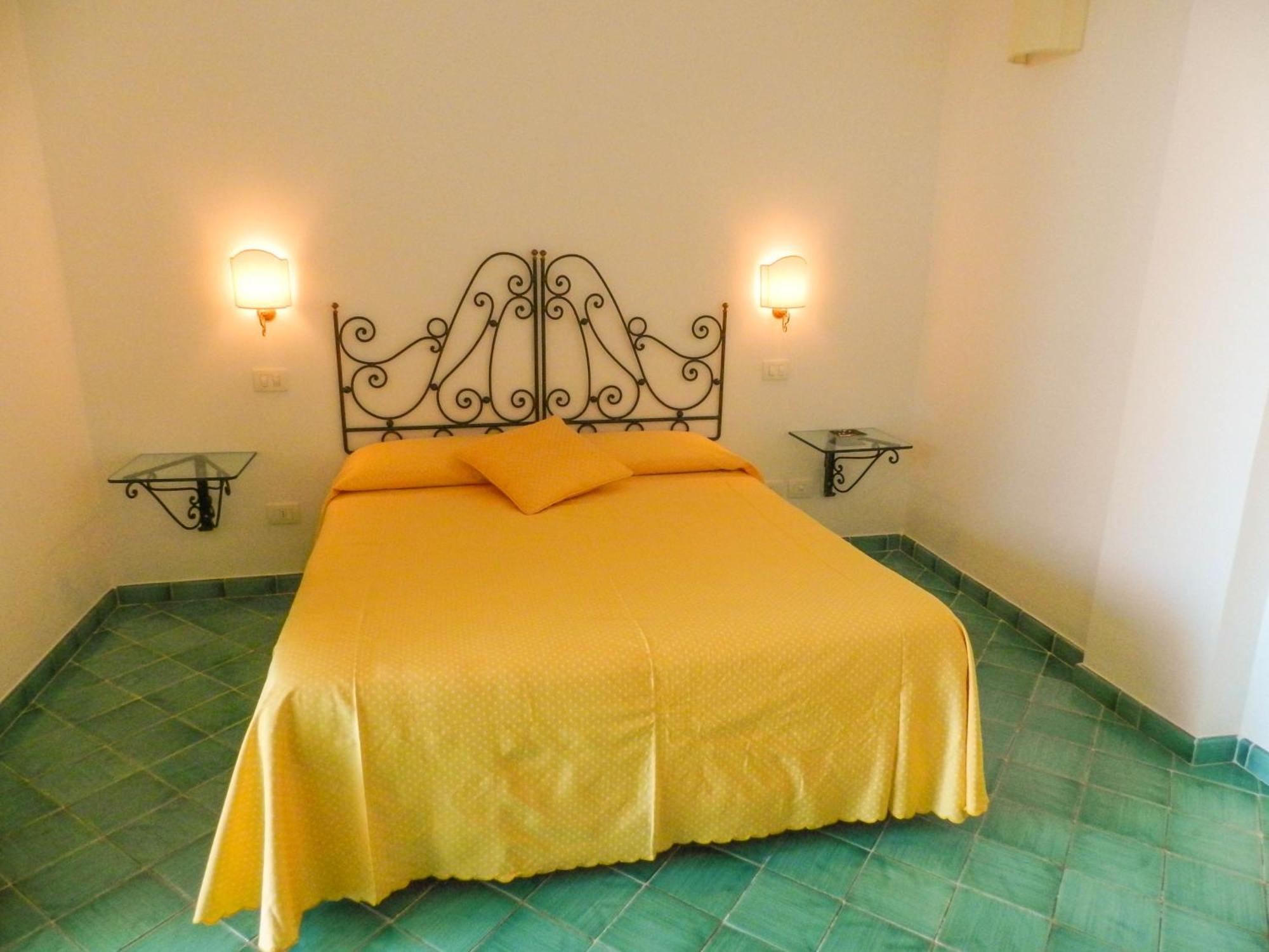 Bacio Del Sole B&B ポジターノ エクステリア 写真